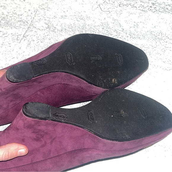 GUCCI Suede Pump Sz 9.5 Purple Bottoms Resoled 4.5 In Heel .5 In Platform Womens - Picture 11 of 13